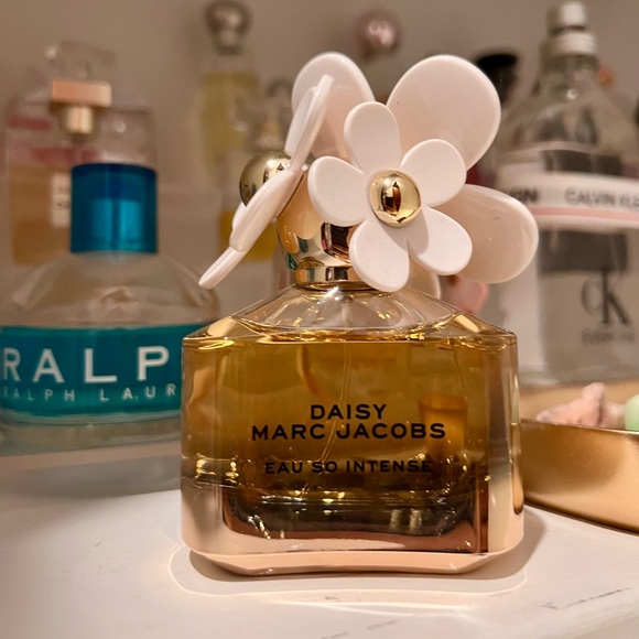 Marc Jacobs | Marc Jacobs Daisy Intense - Picture 2 of 4
